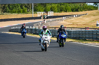 enduro-digital-images;event-digital-images;eventdigitalimages;mallory-park;mallory-park-photographs;mallory-park-trackday;mallory-park-trackday-photographs;no-limits-trackdays;peter-wileman-photography;racing-digital-images;trackday-digital-images;trackday-photos